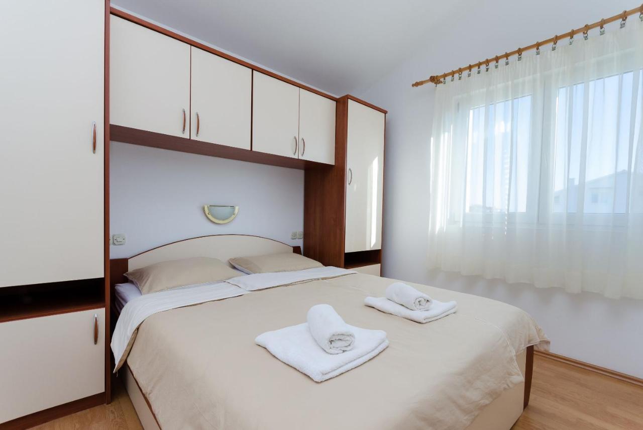 Apartments Marija P Lopar Extérieur photo