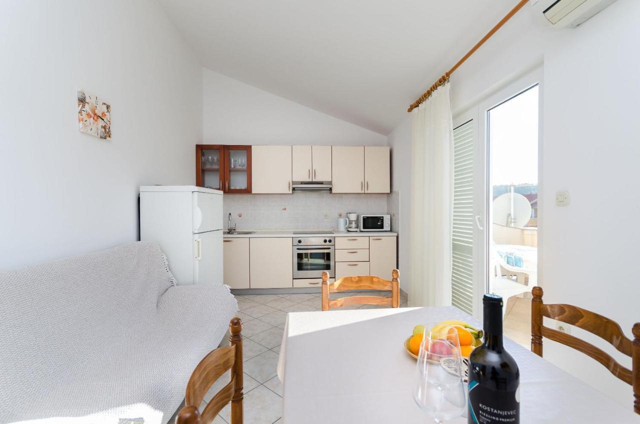 Apartments Marija P Lopar Extérieur photo