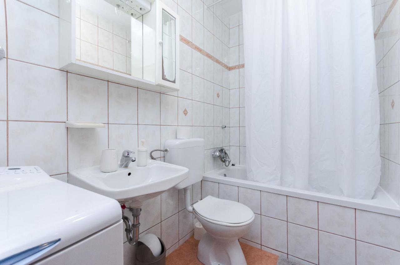 Apartments Marija P Lopar Extérieur photo