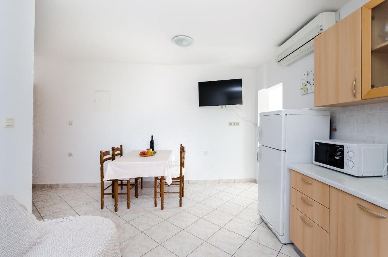 Apartments Marija P Lopar Extérieur photo